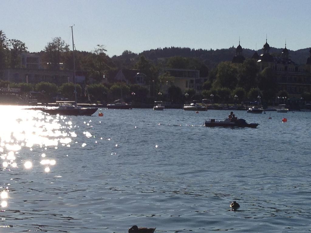 Pension Regia Velden am Worthersee Bagian luar foto